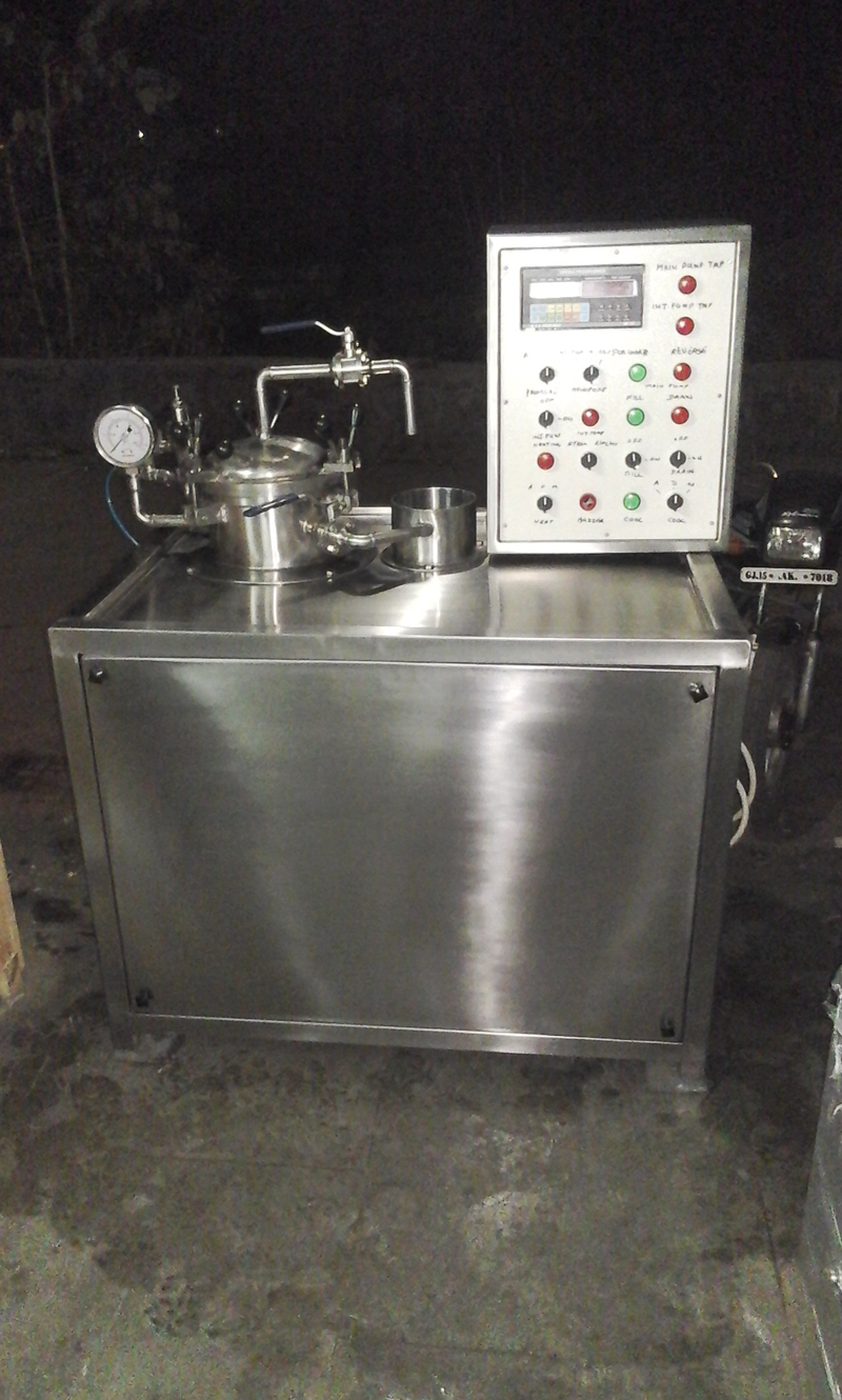 HIGH TEMPERATURE HIGH PRESSURE YARN DYEING MACHINE